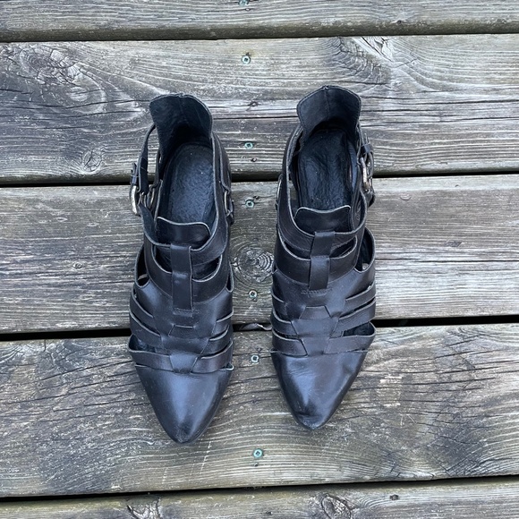 Women's Shoes: Black Leather Cutout Ankle Boots - Picture 2 of 11